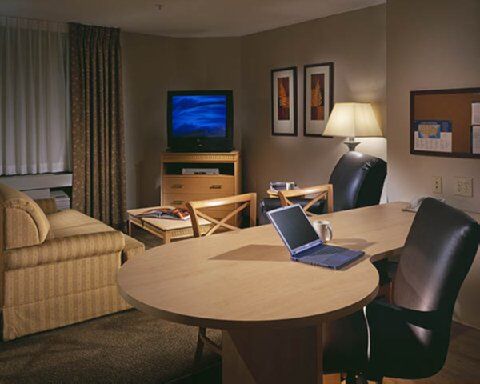 Candlewood Suites Elgin - Northwest Chicago By Ihg Exterior foto